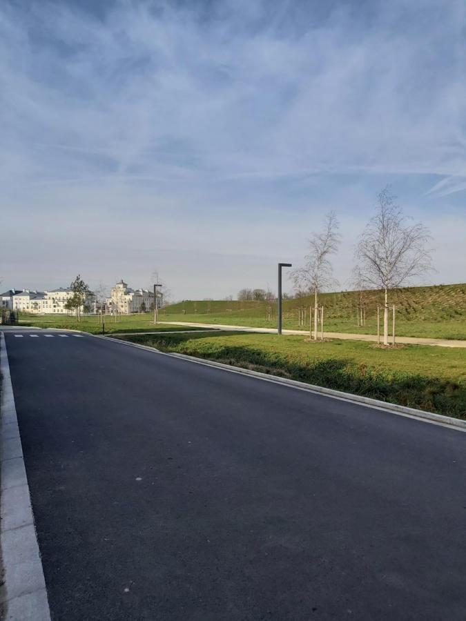 3 Room Flat In Parklane - 1,5Km Disney Serris Exterior foto